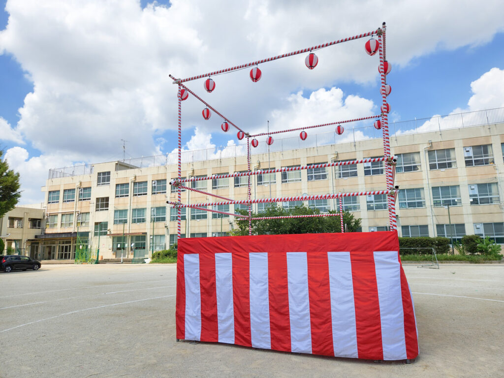 南区鳴海町 小学校での施工写真2