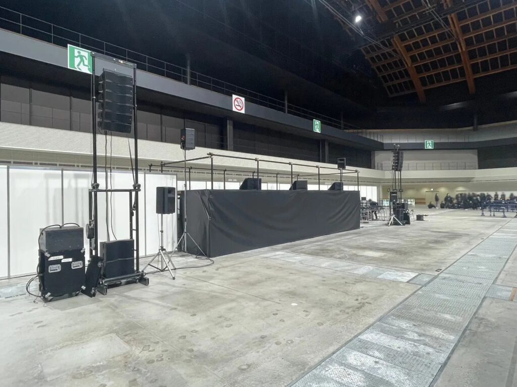 東京の有明GYM-EXで使用したステージ