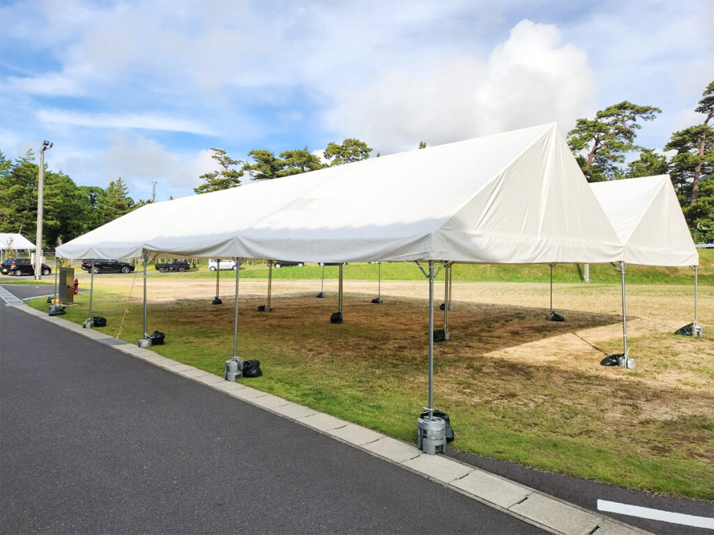 京都で行われた式典で2×3間テント(白)を使用