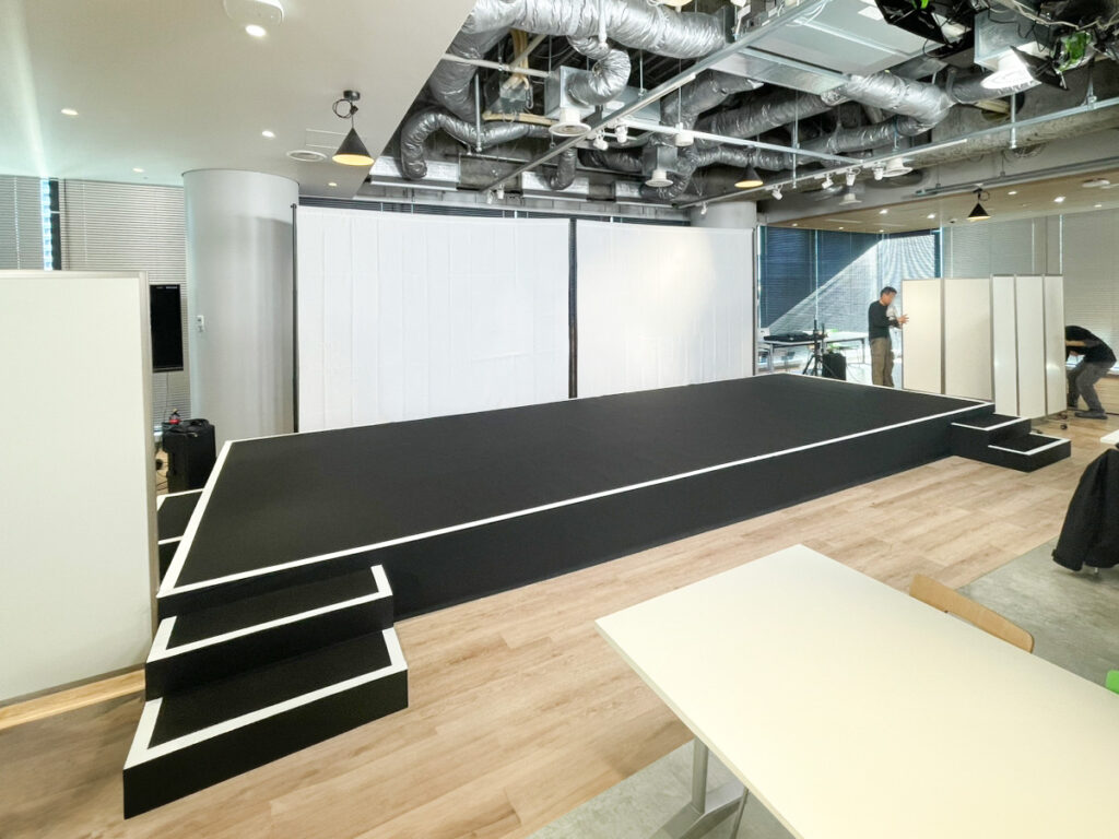 三つ折りパネル 設置イメージ2