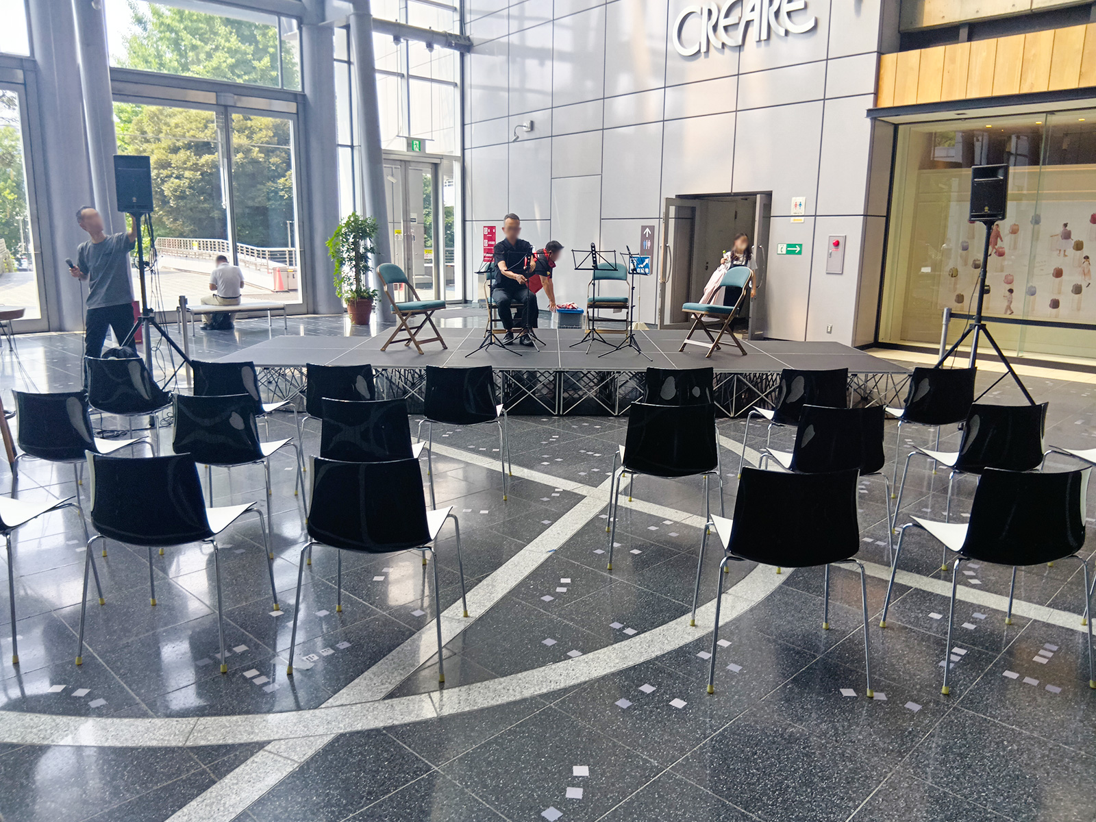 ナディアパークで簡単ステージを設営しました