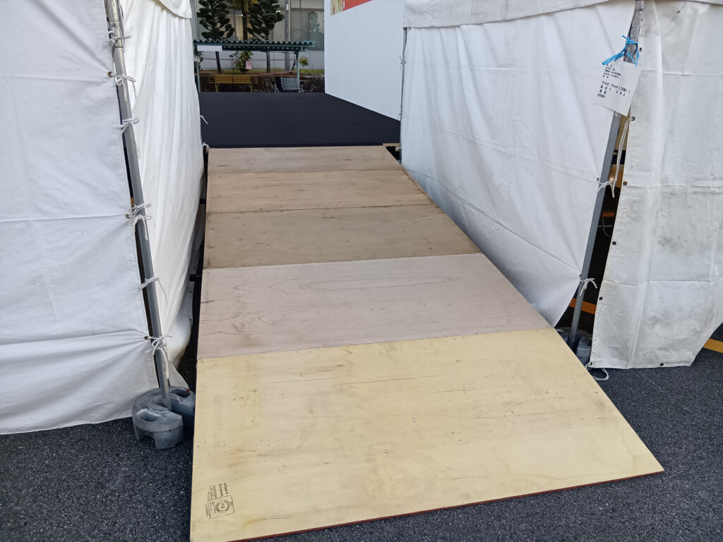 愛知県海部郡蟹江町 町民まつり設営レポート メインステージ スロープ