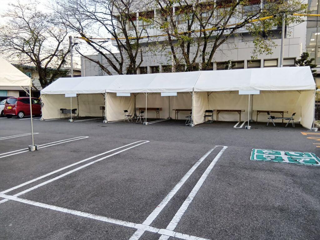 愛知県海部郡蟹江町 町民まつり設営レポート 2間×3間テント1