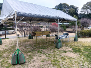 瓦屋根テント1