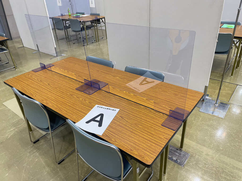 会議用デコラテーブル 使用風景1