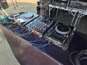 カーイベント DJ機材