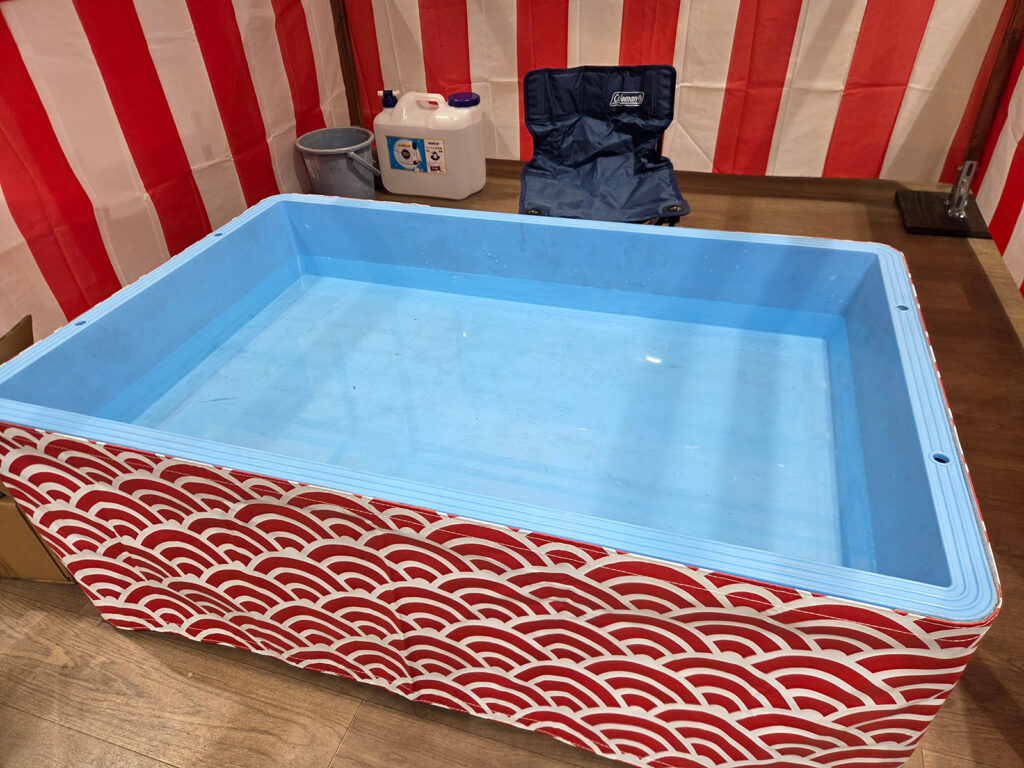格安縁日水槽 赤