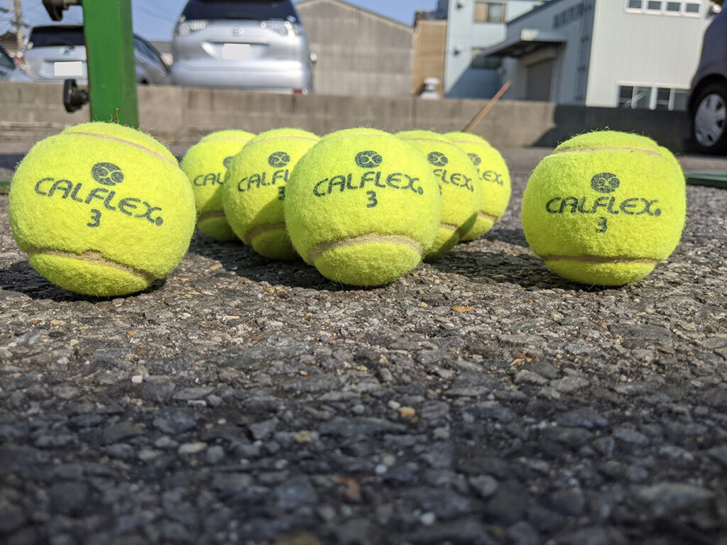 ストラックアウト ボール